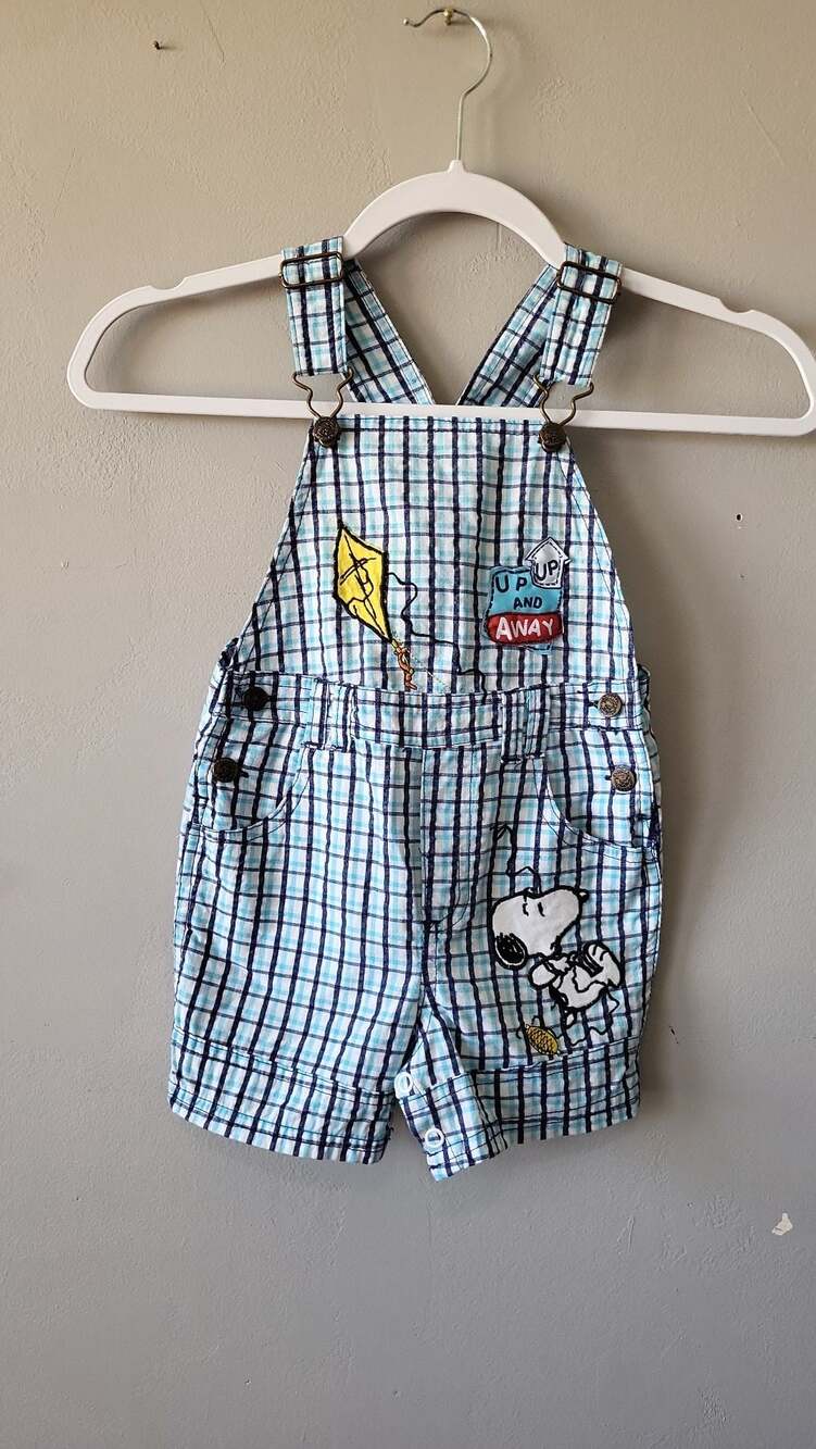 Snoopy Peanuts Baby Boy Plaid Shortall Overalls 18M Up and Away Kite